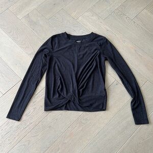 Old Navy Active twist front top XS